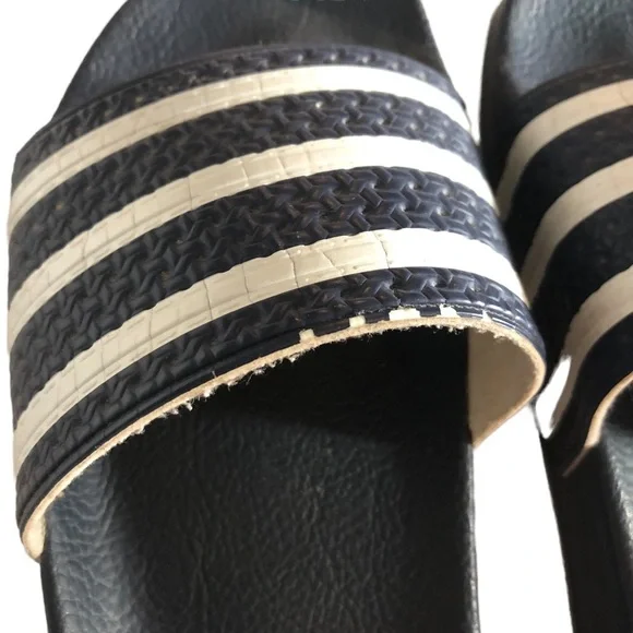 𝅺Adidas Navy Blue Three Stripe Slides Size 9 - Picture 6 of 8